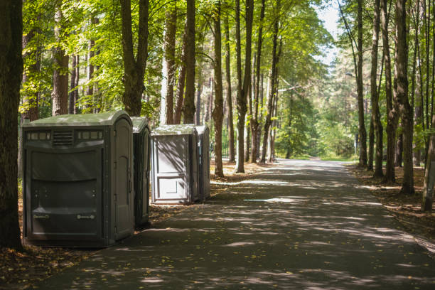 Portable Toilet Options We Offer in Charlotte, TX