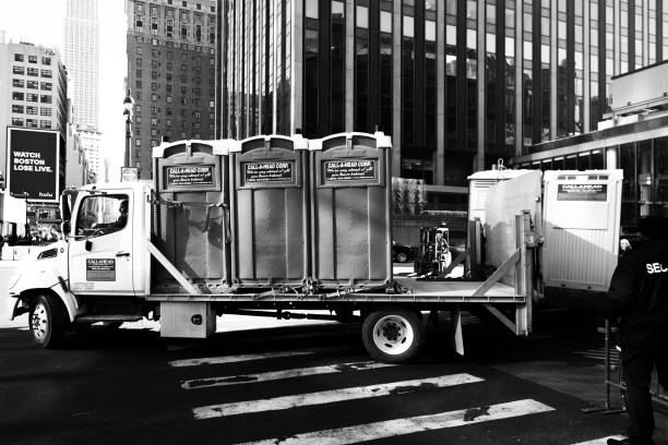 Best Portable bathroom rental  in Charlotte, TX