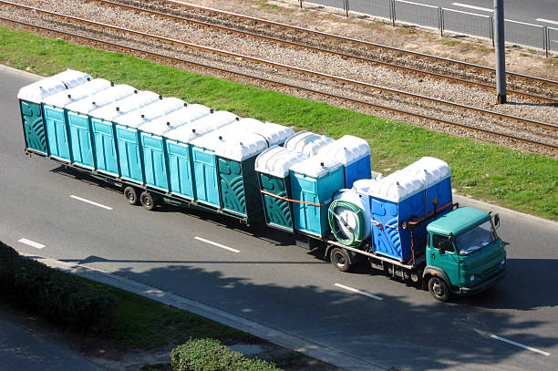 Best Portable restroom trailer rental  in Charlotte, TX
